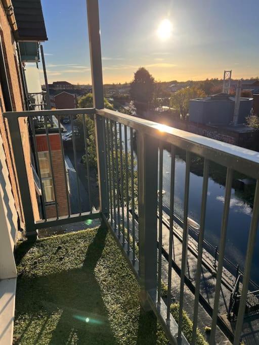 Lincoln View Sleeps 4 Balcony Self Check-In Lejlighed Eksteriør billede